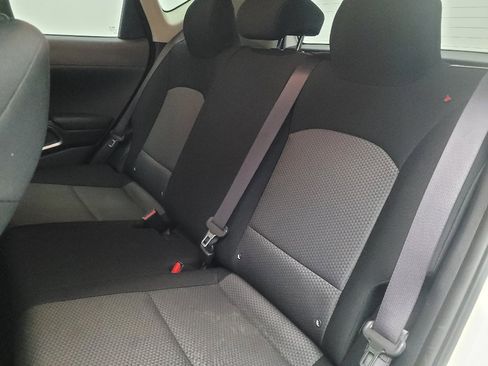 Used 2020 Kia Soul LX FWD image 18