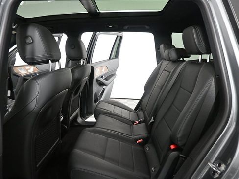 Certified 2025 Mercedes-Benz GLS 450 4MATIC image 19