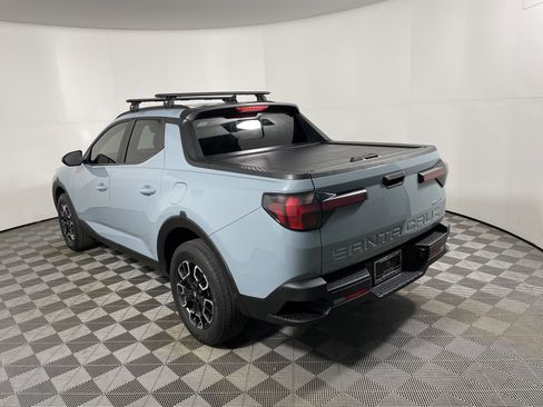 Used 2023 Hyundai Santa Cruz SEL Premium image 2