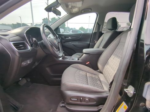 Used 2022 Chevrolet Equinox LT AWD/4WD image 15