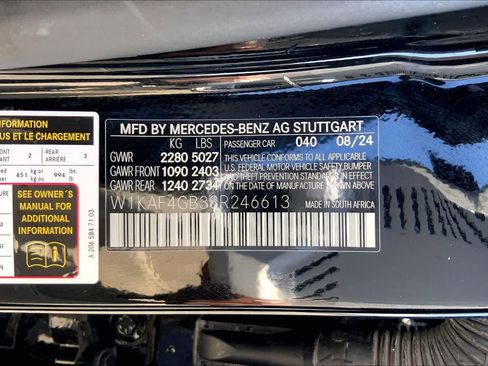 Used 2025 Mercedes-Benz C 300 Sedan image 35