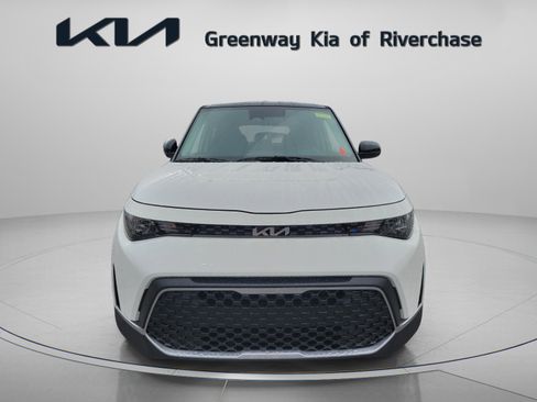 New 2025 Kia Soul S image 2