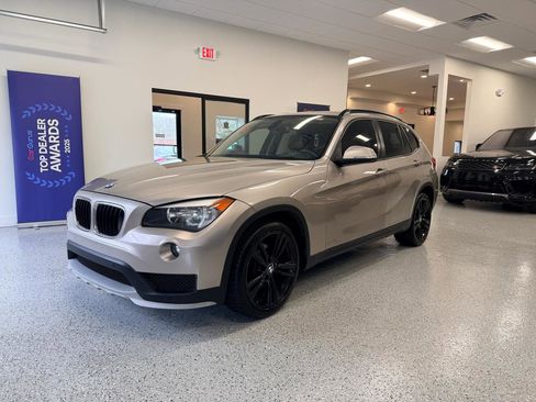 Used 2015 BMW X1 sDrive28i image 4