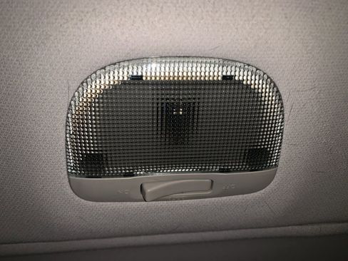 Used 2017 Subaru Forester 2.5i Premium w/ All-Weather Package image 29