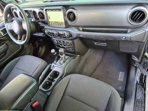 Used 2023 Jeep Gladiator Sport AWD/4WD image 22