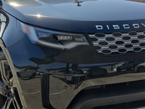 New 2025 Land Rover Discovery S image 34