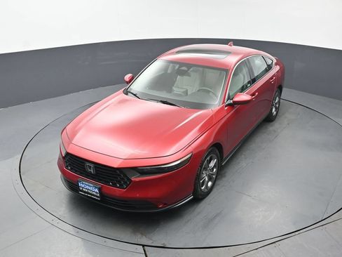 Certified 2023 Honda Accord EX image 35