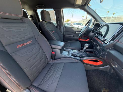 Used 2026 Nissan Frontier PRO-4X AWD/4WD image 30