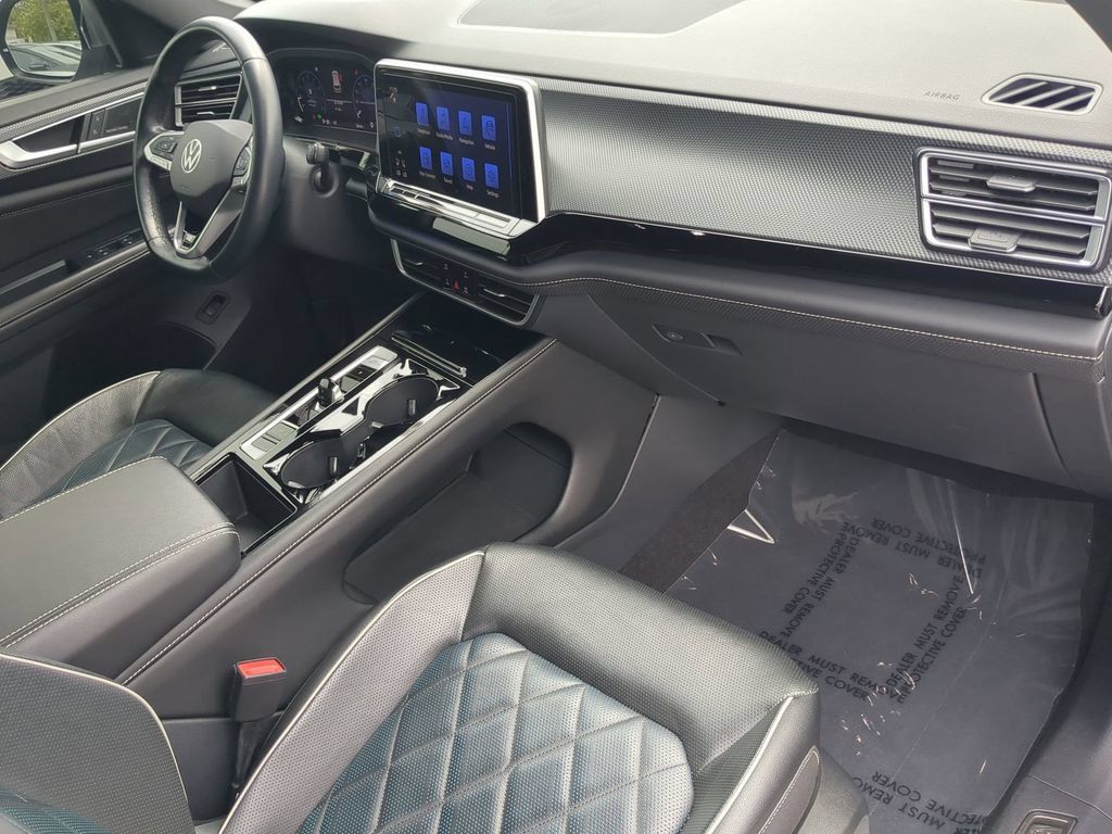 Certified 2024 Volkswagen Atlas Cross Sport SEL Premium R-Line AWD/4WD image 14
