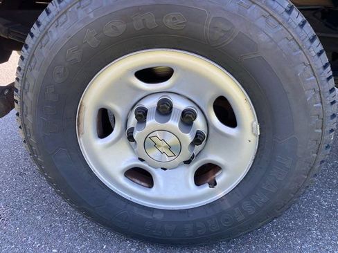 Used 2022 Chevrolet Express 2500 w/ Driver Convenience Package RWD image 25