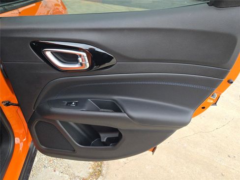 New 2026 Jeep Compass Latitude image 9