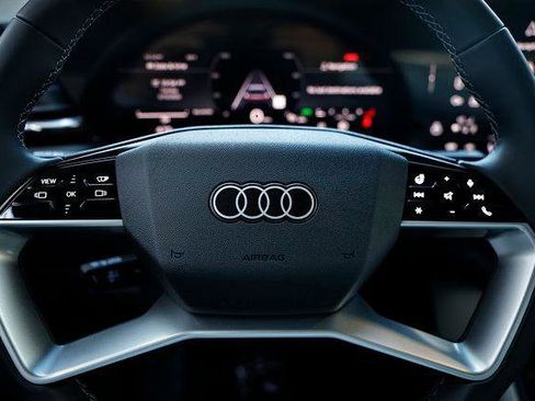 Certified 2025 Audi Q5 Premium Plus w/ Premium Plus image 31