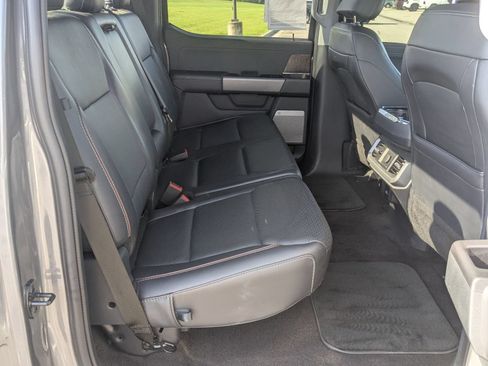 Used 2021 Ford F150 Lariat RWD image 36