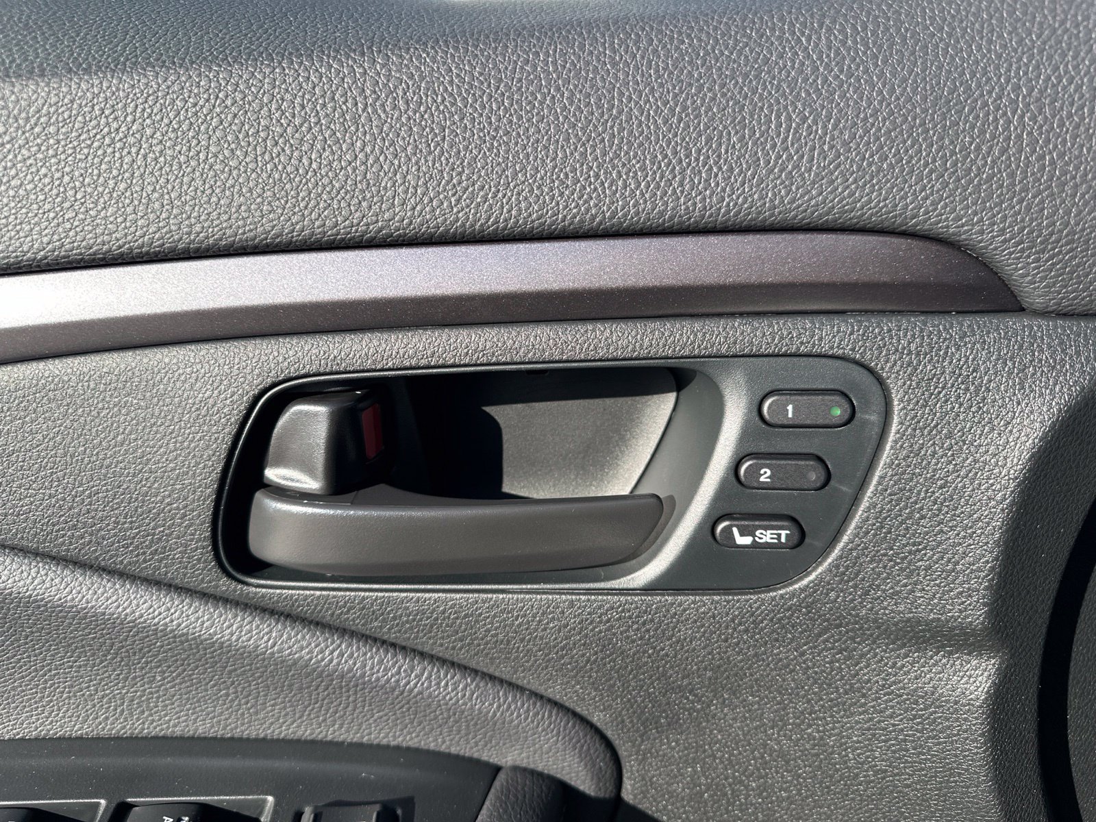 Used 2023 Honda Passport EX-L image 17