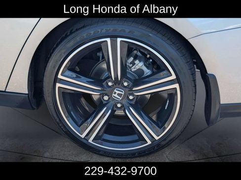 Used 2025 Honda Accord Sport image 11