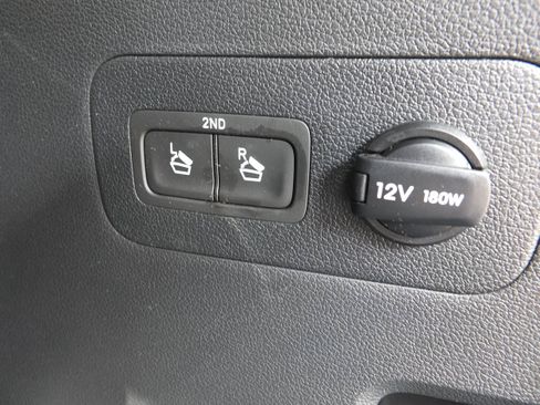 Used 2022 Hyundai Santa Fe XRT FWD image 15