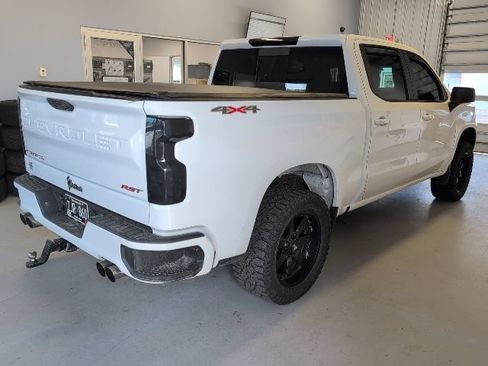 Used 2023 Chevrolet Silverado 1500 RST w/ Convenience Package II AWD/4WD image 4