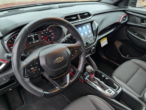 Used 2023 Chevrolet TrailBlazer RS w/ Convenience Package image 29