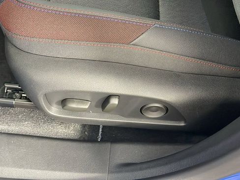 New 2025 Chevrolet Equinox RS w/ Safety and Technology Package image 32