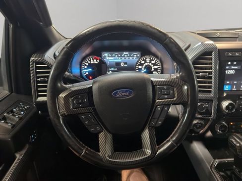 Used 2018 Ford F150 Platinum w/ Equipment Group 701A Luxury AWD/4WD image 10