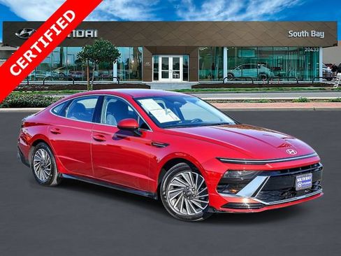 Certified 2025 Hyundai Sonata SEL FWD image 1