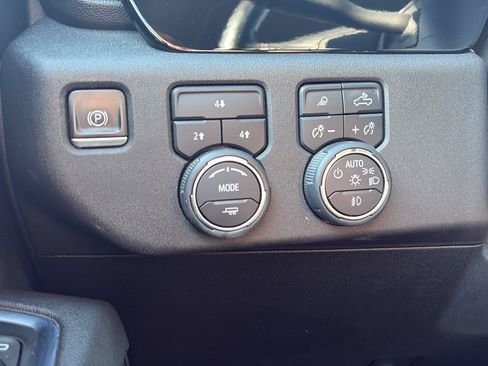 Used 2024 Chevrolet Silverado 2500 LT w/ All Star Edition AWD/4WD image 27