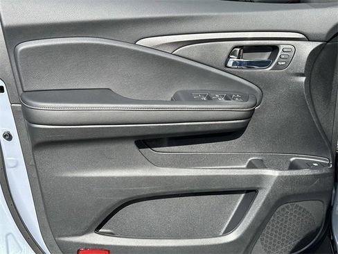 New 2026 Honda Ridgeline RTL image 17