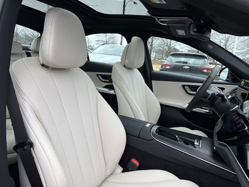 New 2026 Mercedes-Benz E 350 4MATIC Sedan image 19