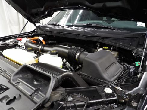 Used 2024 Ford F150 Lariat AWD/4WD image 29