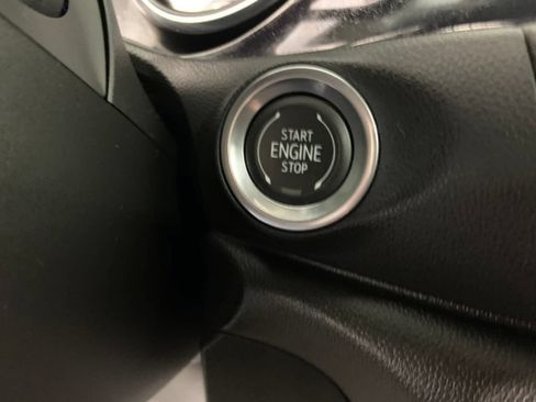 Used 2021 Buick Encore GX Preferred w/ Cold Weather Comfort Package FWD image 25
