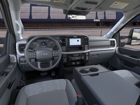 New 2026 Ford F250 XLT w/ FX4 Off-Road Package AWD/4WD image 26