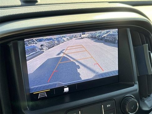 Used 2021 Chevrolet Colorado Z71 w/ Safety Package image 31