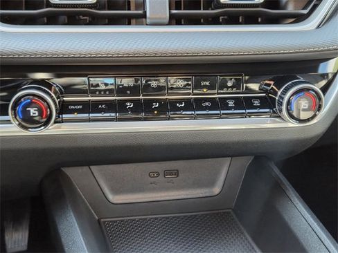 New 2026 Chevrolet Equinox LT w/ Convenience Package II image 26