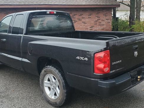 Used 2011 Dodge Dakota Big Horn image 7