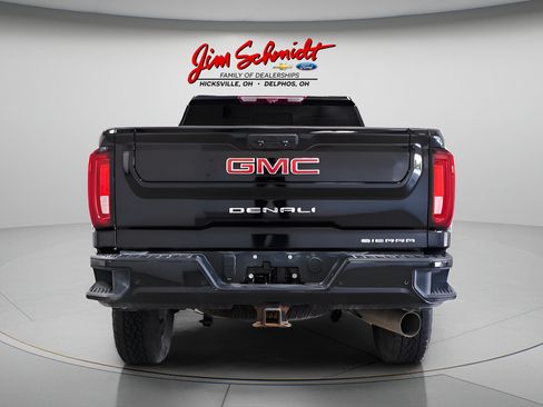 Used 2023 GMC Sierra 2500 Denali w/ Denali Black Diamond Edition AWD/4WD image 8