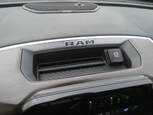 Used 2023 RAM 3500 Laramie image 22