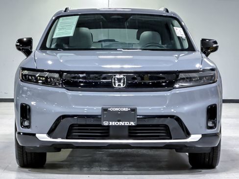 Used 2025 Honda Prologue Touring image 6