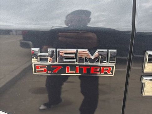 Used 2016 RAM 1500 Laramie w/ Convenience Group image 15