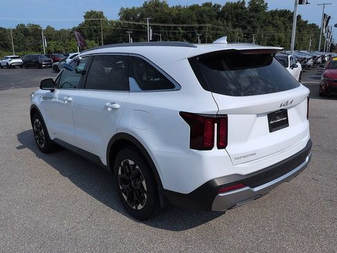 Used 2026 Kia Sorento S w/ S Panoramic Sunroof Package FWD image 5