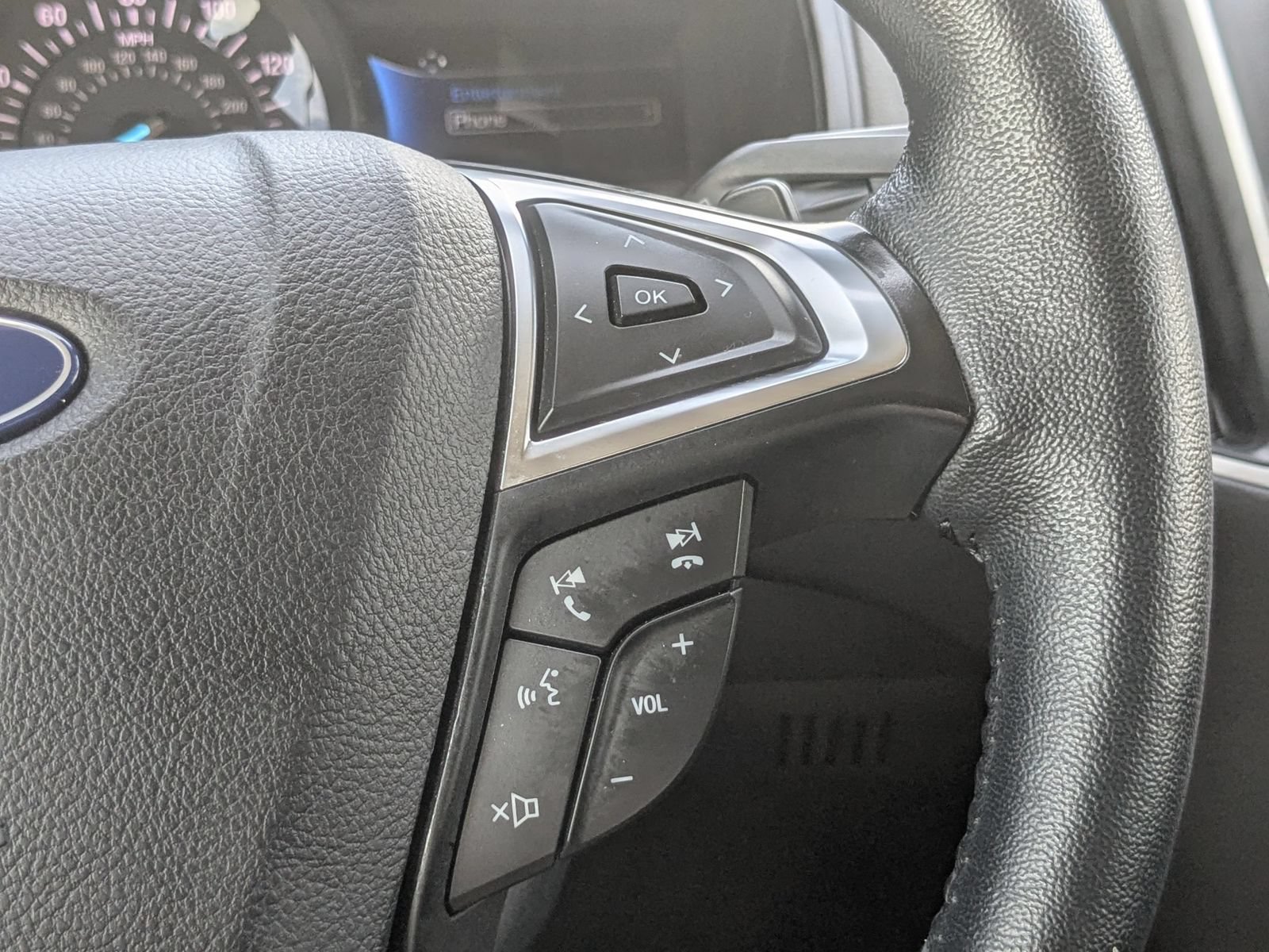 Used 2024 Ford Edge SEL w/ Convenience Package AWD/4WD image 18