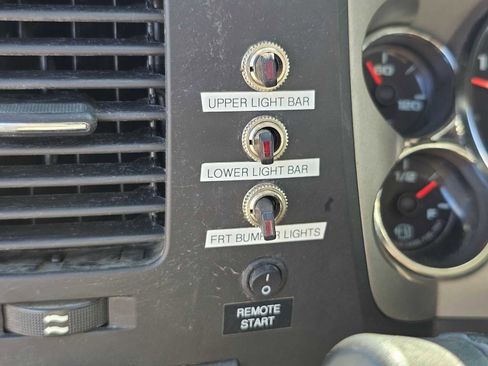 Used 2013 Chevrolet Silverado 2500 W/T image 29