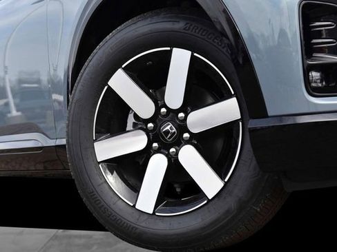New 2026 Honda Prologue Touring image 3
