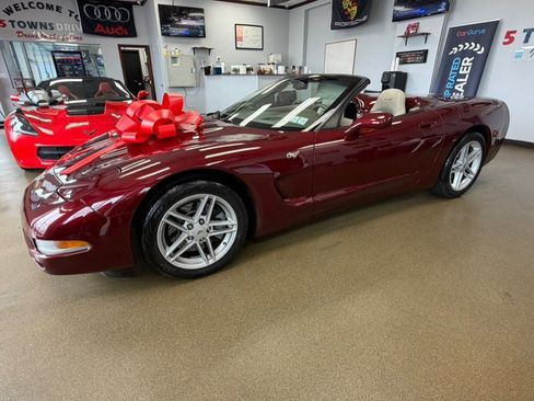 Used 2003 Chevrolet Corvette Convertible w/ Preferred Equipment Group1 RWD image 11