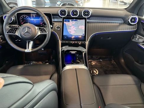 Certified 2025 Mercedes-Benz GLC 300 GLC 300 image 33