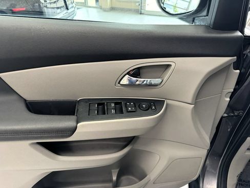 Used 2015 Honda Odyssey EX-L image 10