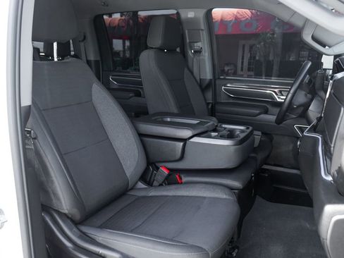 Used 2025 Chevrolet Silverado 3500 LT w/ Convenience Package AWD/4WD image 30