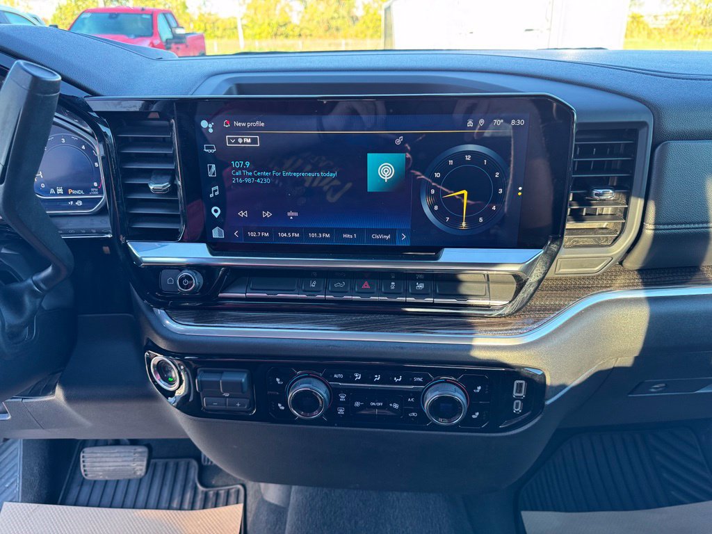 Used 2025 Chevrolet Silverado 2500 LT w/ Convenience Package AWD/4WD image 16