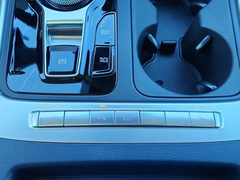 New 2026 Kia Carnival EX image 14