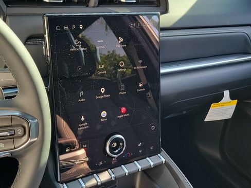 New 2027 GMC Terrain Elevation FWD image 27