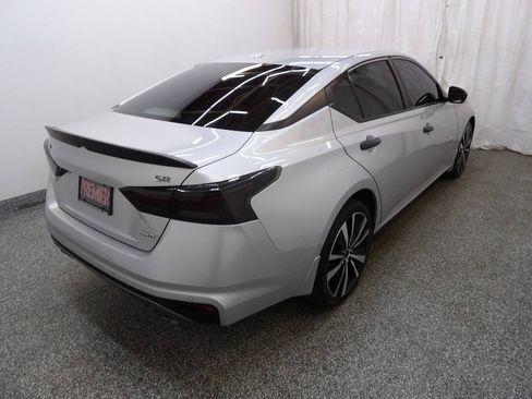 Used 2020 Nissan Altima 2.5 SR w/ Premium Package AWD/4WD image 6
